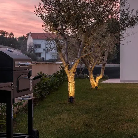 M Villa